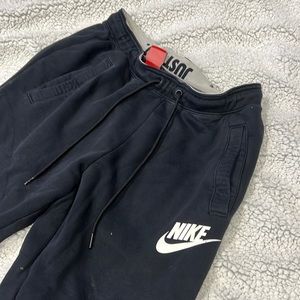Nike Sweatpants